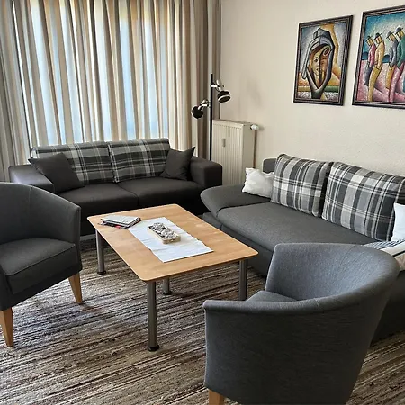 Strandhaus Lobbe 7 Apartment Middelhagen